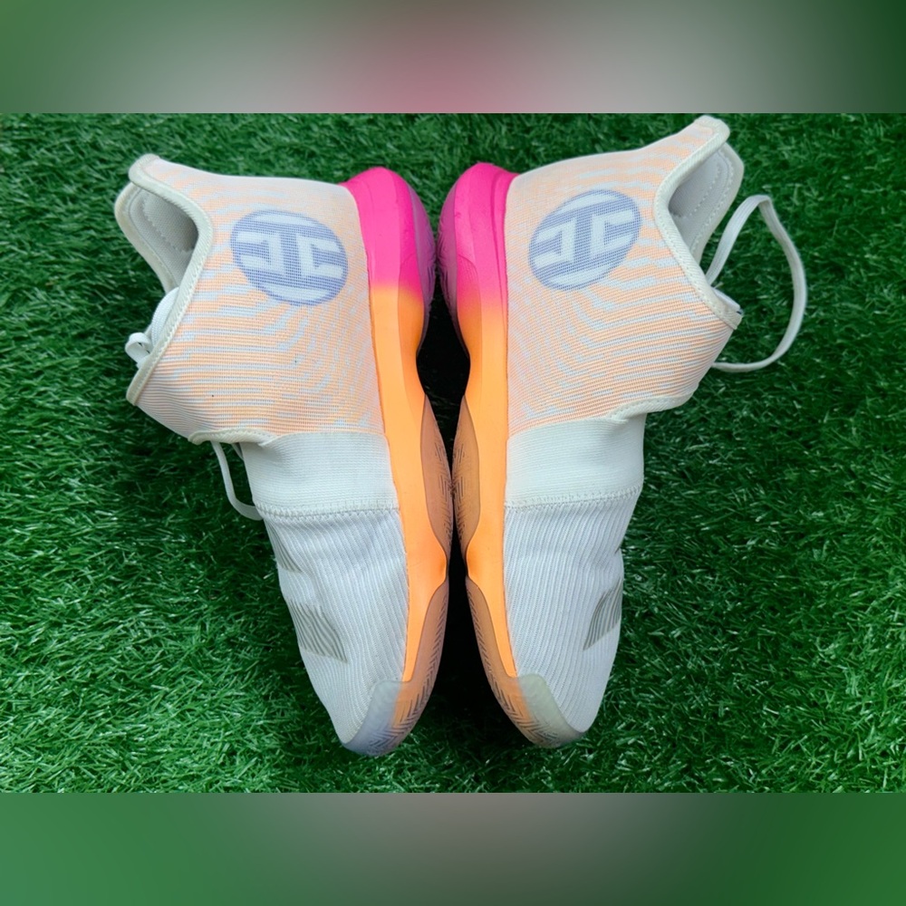 Adidas Men's Harden B/E 3 Basketball‎ Shoe Size 6.5